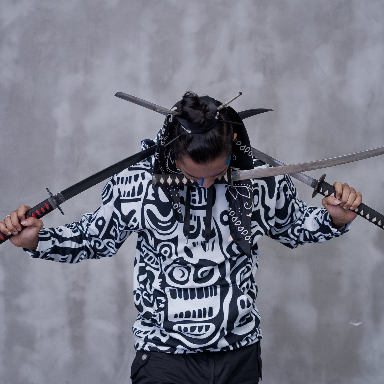 TOTEMIC VIBES (inverted) Unisex Pullover Hoodie (D05)