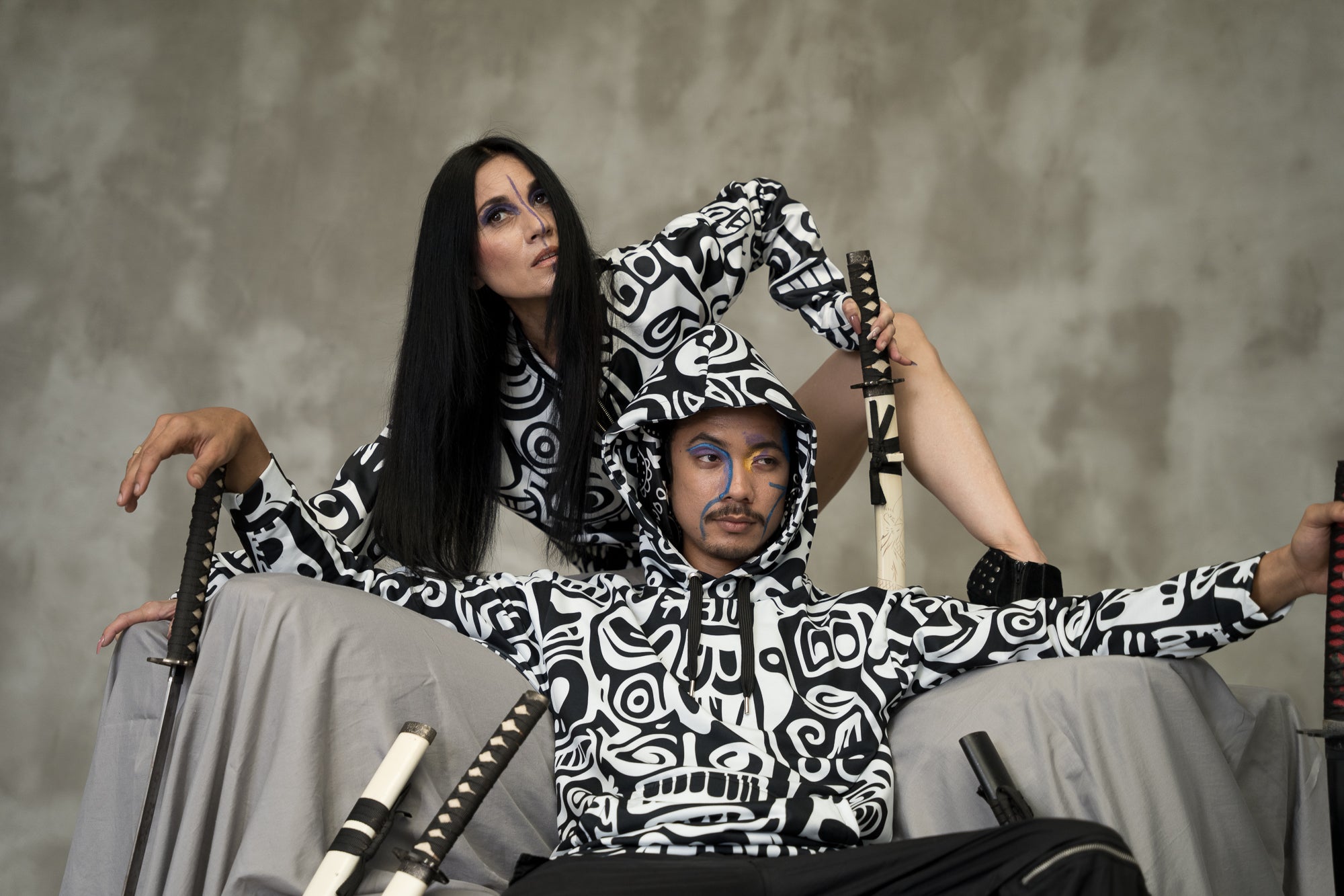 TOTEMIC VIBES (inverted) Unisex Pullover Hoodie (D05)